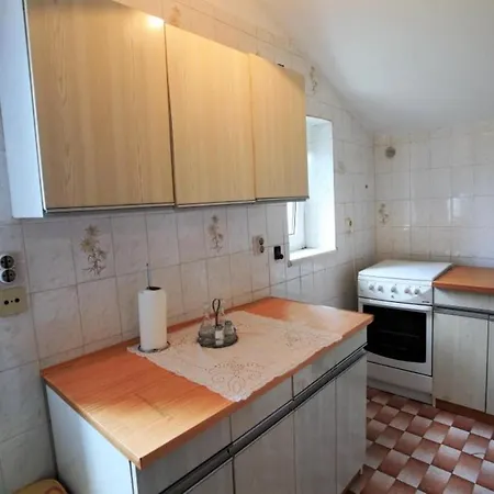 Apartamento Laura Zaton - Two Bedroom With Terrace And Garden View *
