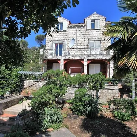 Apartamento Laura Zaton - Two Bedroom With Terrace And Garden View