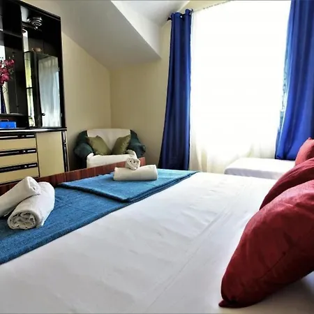 Apartamento Laura Zaton - Two Bedroom With Terrace And Garden View